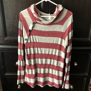 Women’s hooded sweater